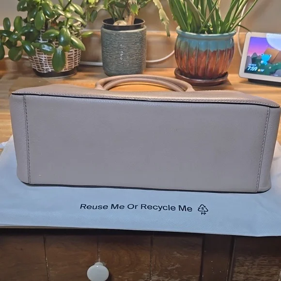 Kate Spade Terri Grove Taupe Shoulder Bag W/ Real Real Dust Bag - Picture 6 of 11